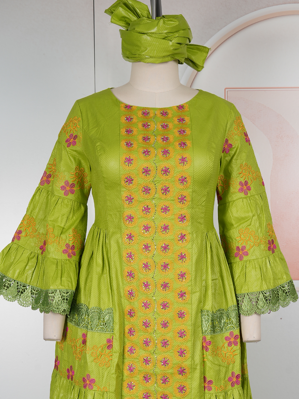 Vêtements africains grande taille pour femmes 2026 Nouvelle robe longue Dashiki Ankara brodée Bazin Boubou pour mariage musulman et soirée