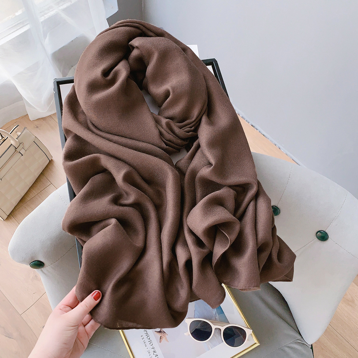 Écharpe en coton monochromatique pour femme, pashmina en lin, hijab chaud, châles à pampilles, enveloppes pour femme, bandana féminin, hiver, nouveau