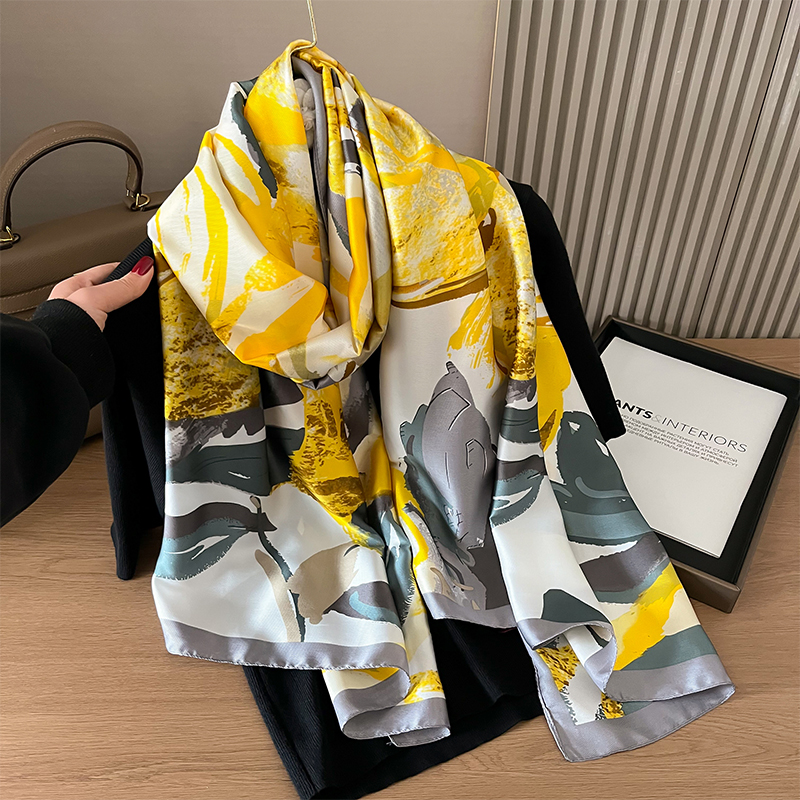 Design Satin soie châle Hijab écharpe femmes mode été crème solaire plage étole enveloppes Bufanda femme foulard Echarpe nouveau