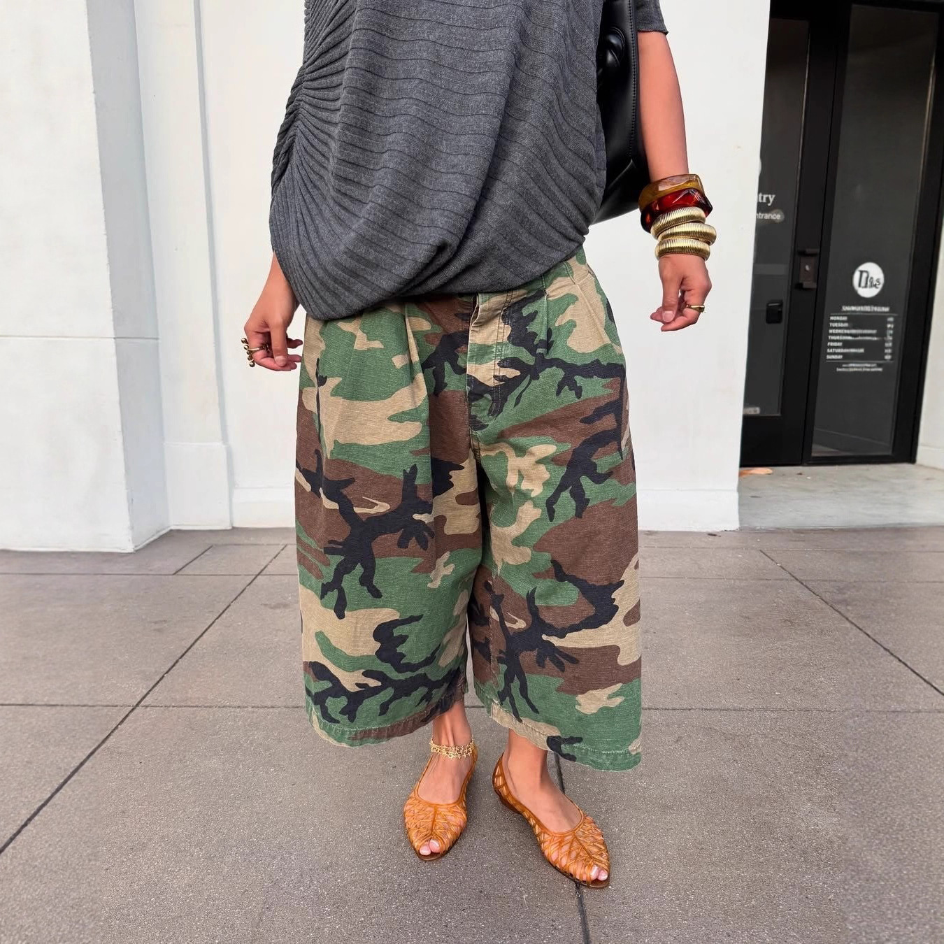 Pantalon de Camouflage à jambes larges pour femmes, ample, décontracté, taille haute, poches Vintage, court, Streetwear, Harajuku, Capris, 2025