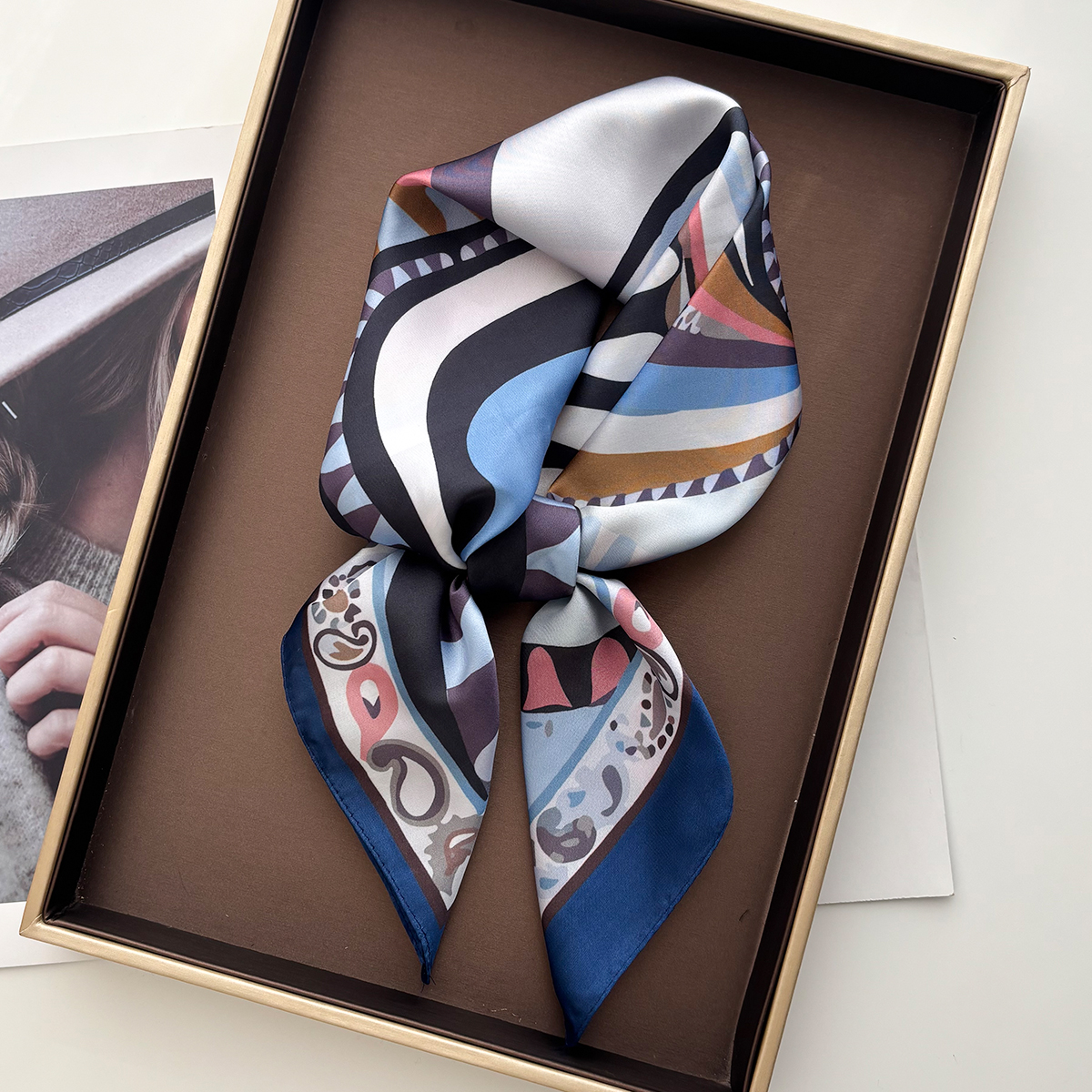 Foulard carré à la mode pour femmes, élégant, Hijab, châle de luxe pour voyage, taches douces, Imitation soie