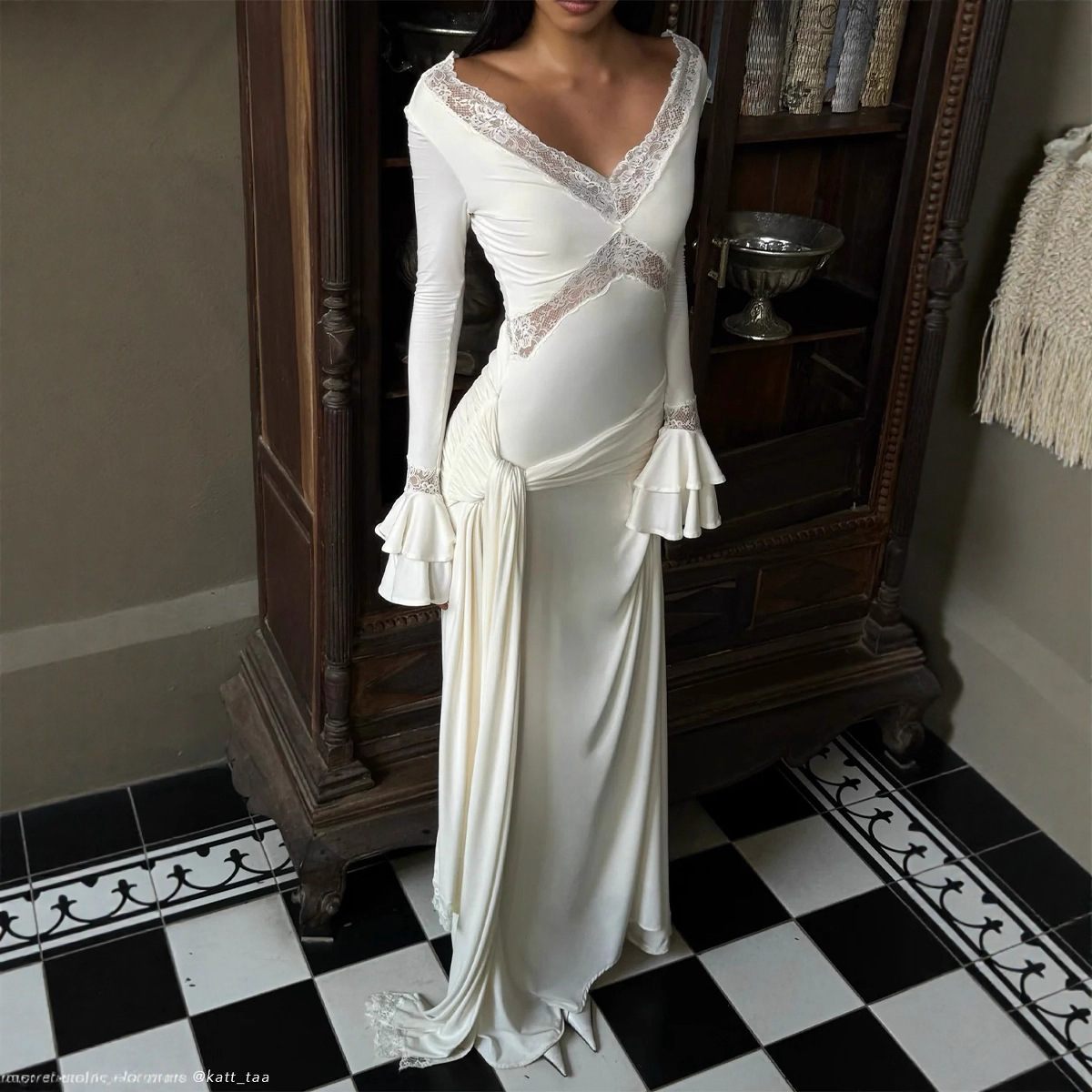 Robe élégante blanche en dentelle froncée, style vintage, sexy, à manches longues évasées, dos nu, pour soirée, collection automne