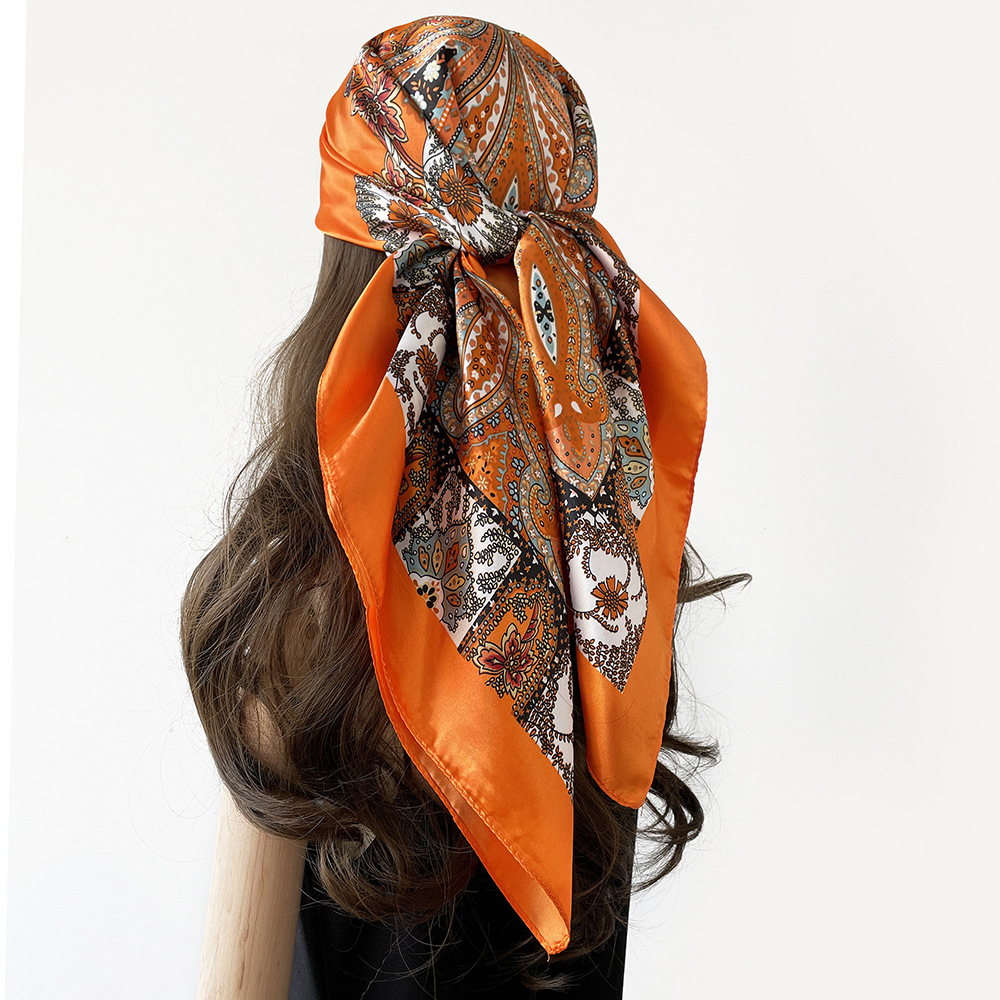 Foulard carré 90 cm pour femme, motif cachemire, bandana en satin, hijab vintage, foulard multi-usage pour le cou et les cheveux, cadeau de mode pour femmes