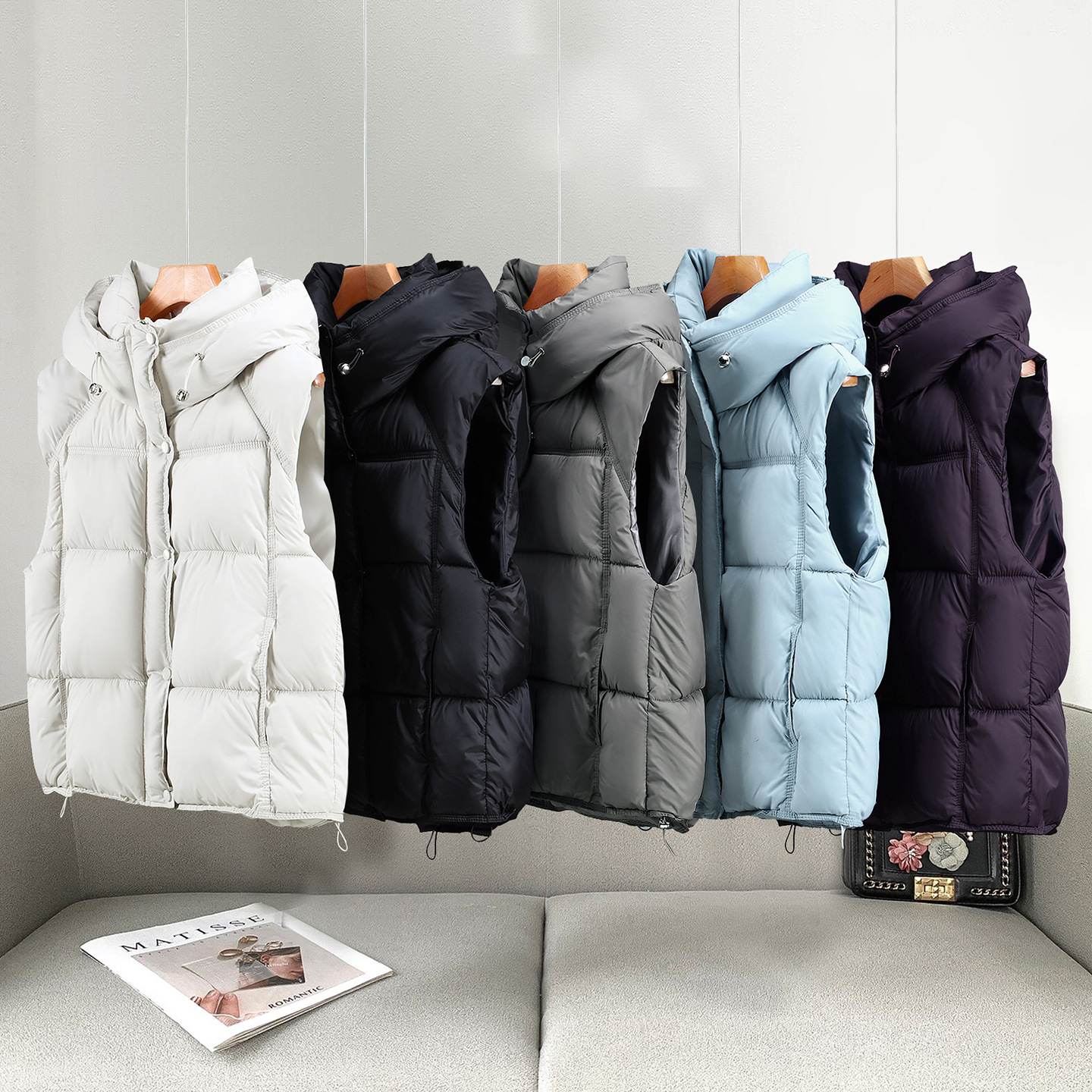 Gilet en coton à capuche pour femmes, veste sans manches, manteau d'automne-hiver 2026, nouveau gilet en coton ample pour femmes, vêtement d'extérieur féminin.