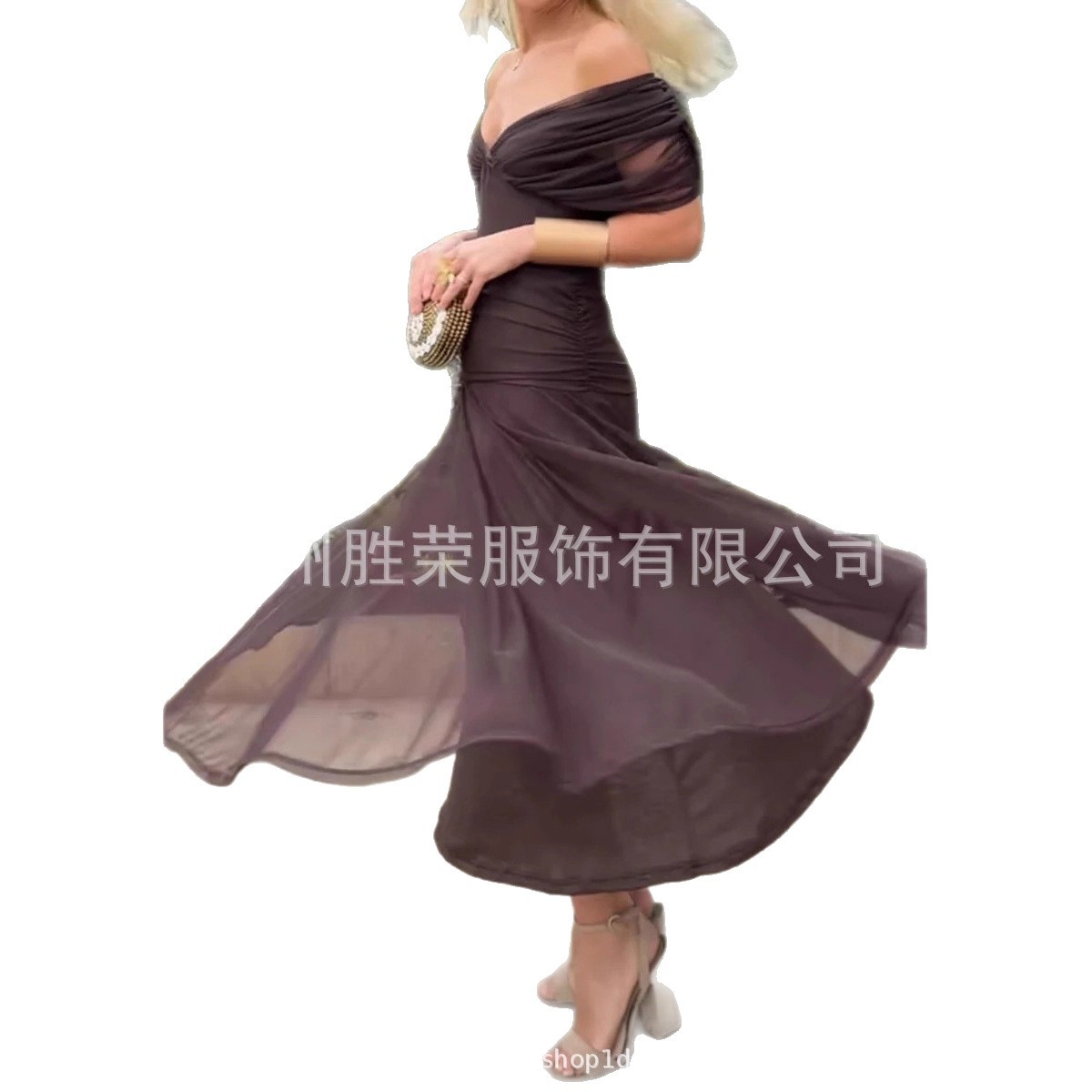Robe à imprimé uni pour femmes européennes et américaines, col en V profond, taille cintrée, épaules dénudées, deux styles de port, grande jupe évasée