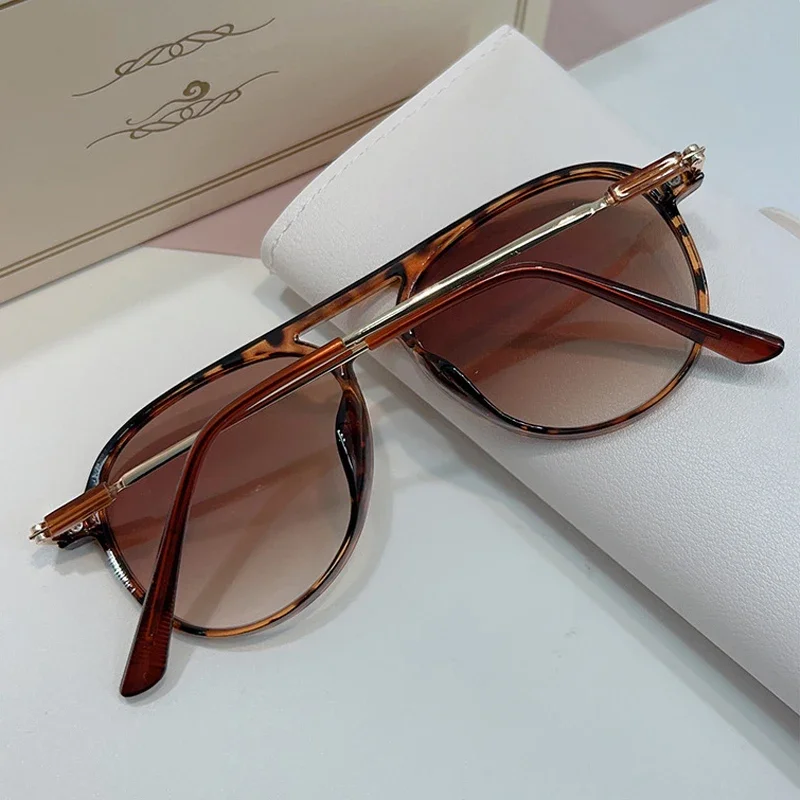 Nouvelles lunettes De soleil surdimensionnées femmes hommes Vintage pilote marque De créateur lunettes De soleil femme grand cadre miroir rétro Oculos De Sol Feminino