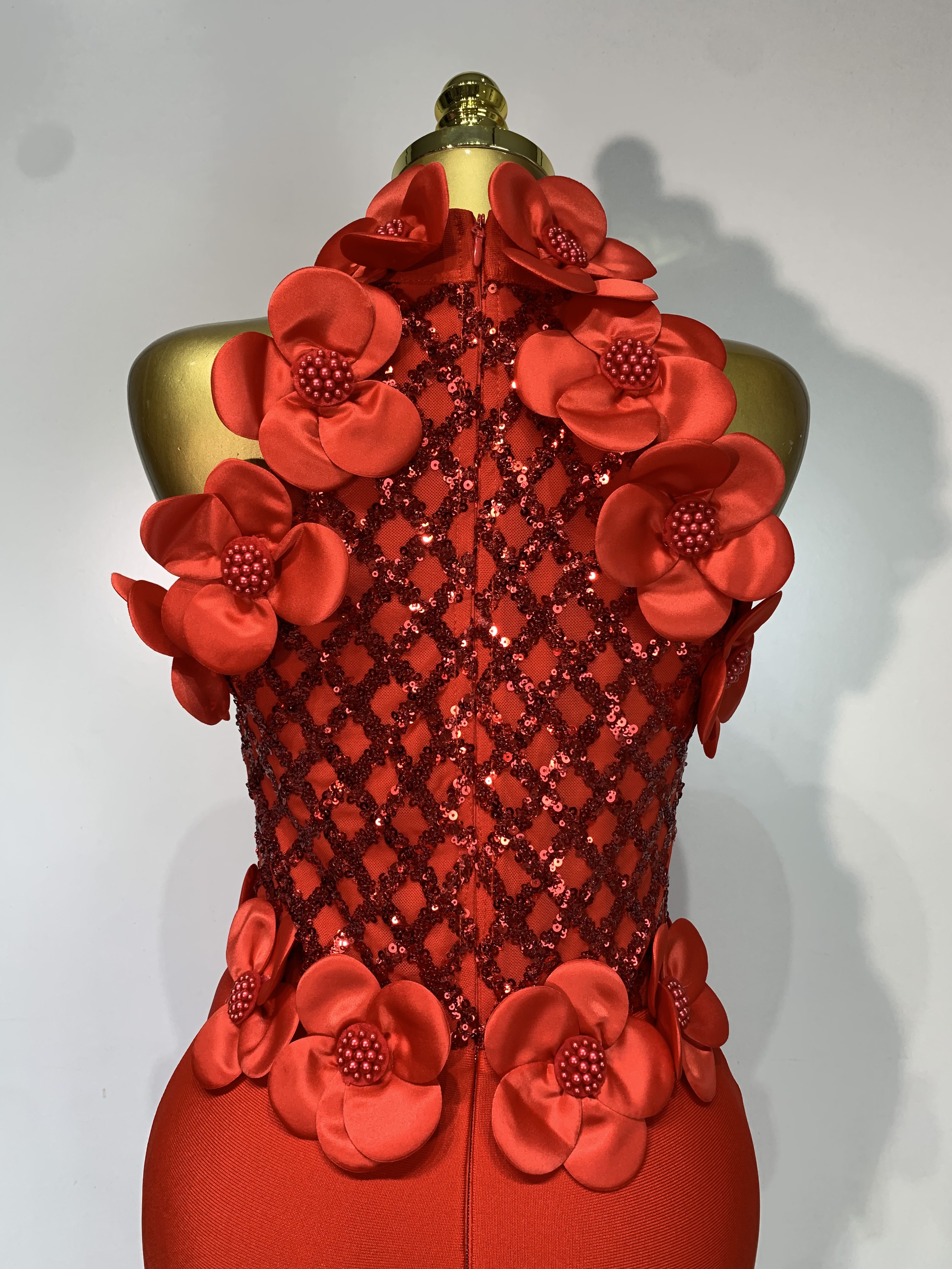 Robes de soirée sexy sans manches à fleurs et à perles pour femmes, robes moulante bandage, robes de célébrité élégantes, robes de cocktail de luxe, robes de soirée de fête d'anniversaire 2026