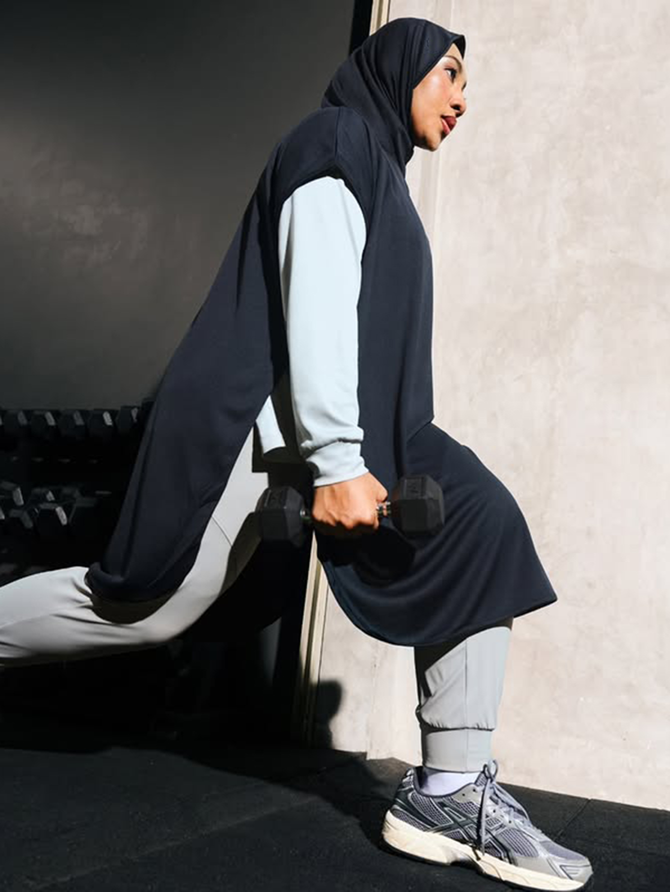 Hijab sportif modeste à capuche pour femmes, veste de sport islamique arabe musulmane, haut sans manches pour la gym et le yoga, hijab sportif modeste grande taille