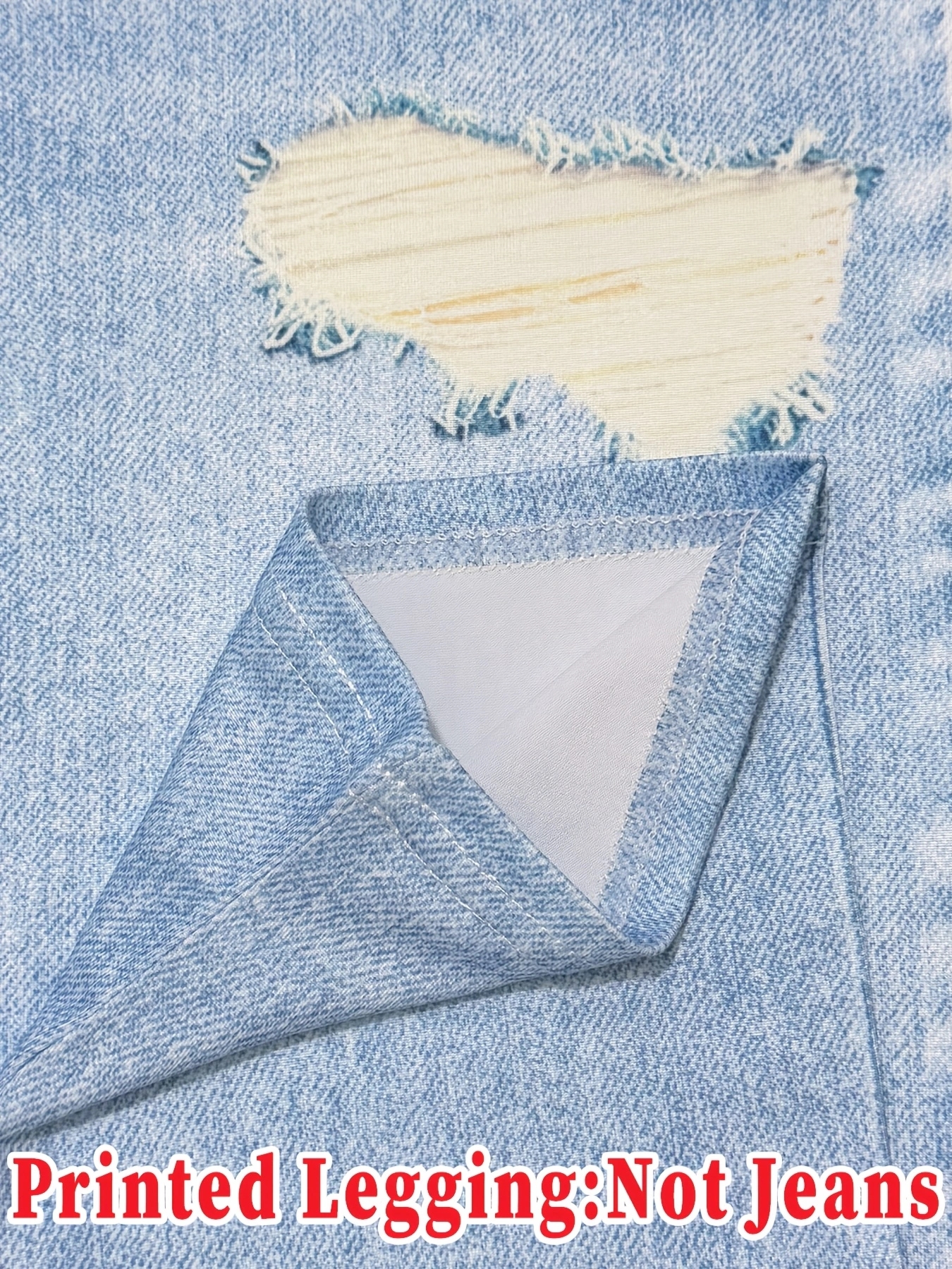 Leggings imprimés – Tissu non en denim, leggings imprimés avec motif imitation denim, avec poches et boutons décoratifs, grande élasticité, nouveauté.