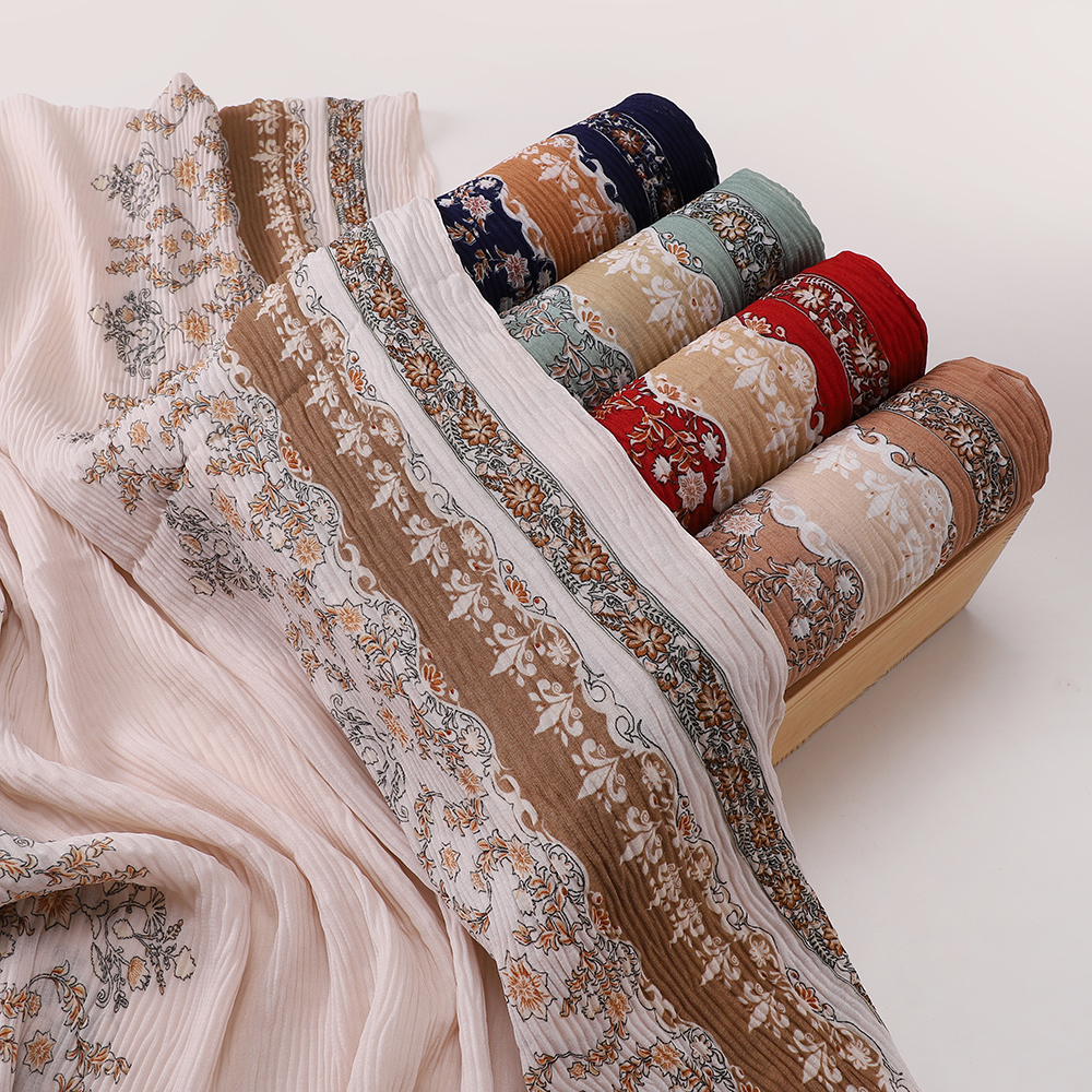 Hijab froissé à imprimé floral vintage de style turc, châle doux et respirant pour femmes musulmanes, idéal pour le quotidien.