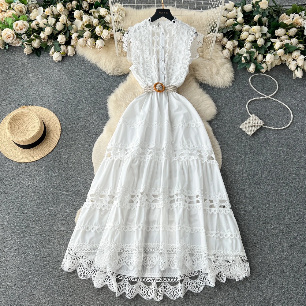 Robe française en dentelle brodée pour femmes, vintage, élégante, sans manches, découpée, robes éducatives, mode, vacances, printemps, été