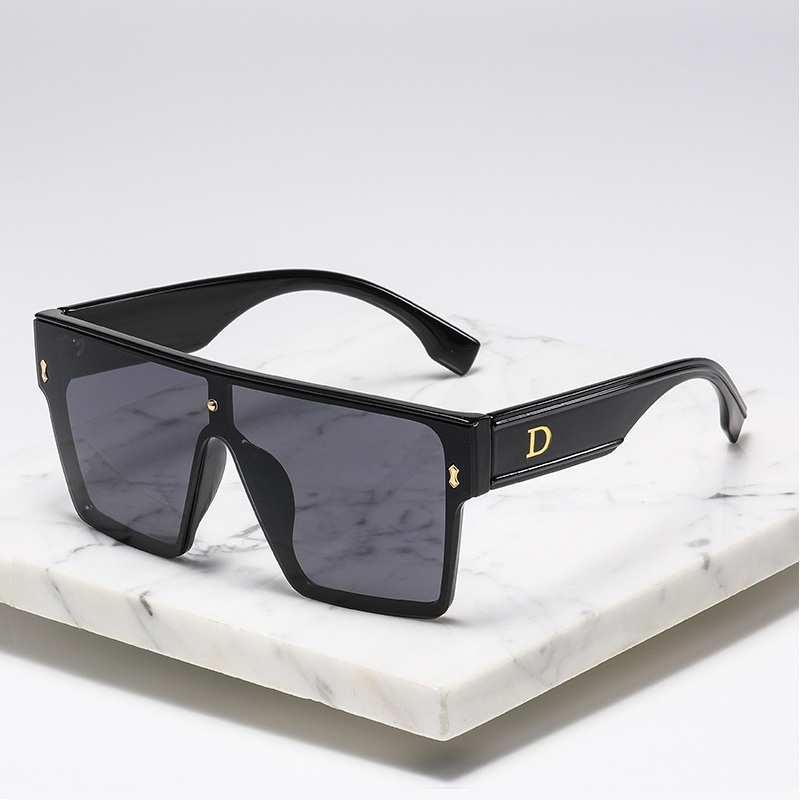 Nouveau Style Vintage lunettes de soleil pour femmes et hommes concepteur carré marque lunettes de soleil unisexe mode UV400 nuances