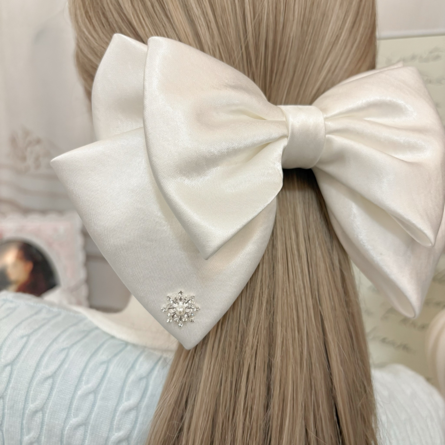 Élégante Pince à Cheveux en Satin avec Grand Nœud, Clip à Ressort, Accessoire Cheveux Blanc pour Femme, Coiffe Style Princesse