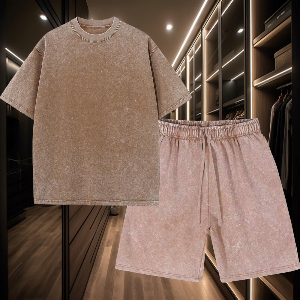 Ensemble de t-shirts 2 pièces en pur coton pour hommes, comprenant un haut de t-shirt délavé et un short ample avec cordons de serrage, parfait pour les occasions décontractées.