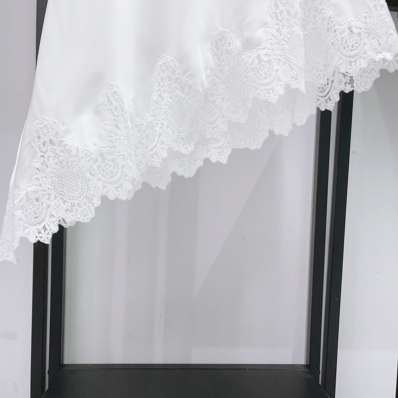 Chemisier élégant pour femme en satin à col semi-montant avec empiècements, fermeture éclair au dos et manches courtes en dentelle, Nouveauté 2026