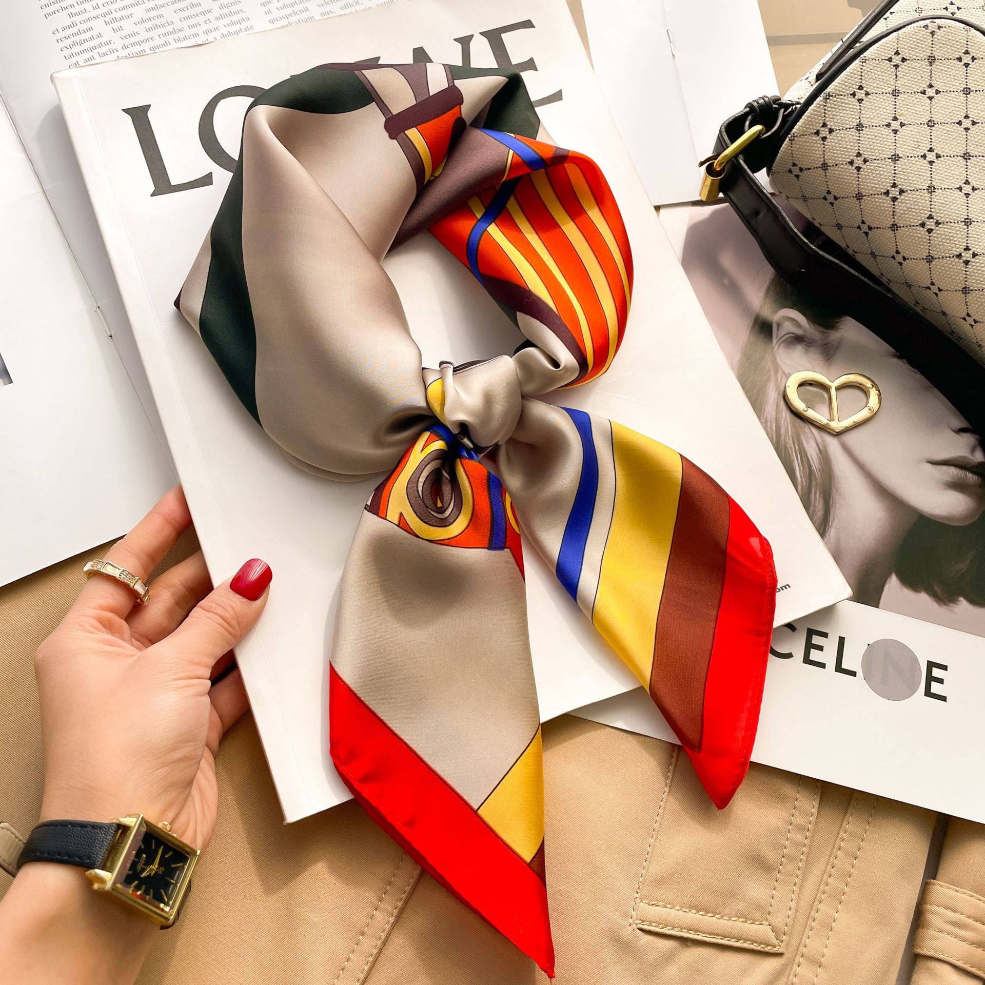 Marque imprimé fleuri soie carré Foulard femmes doux Satin Foulard bandeau Foulard tête Hijab dame bandeau Foulard sac ruban