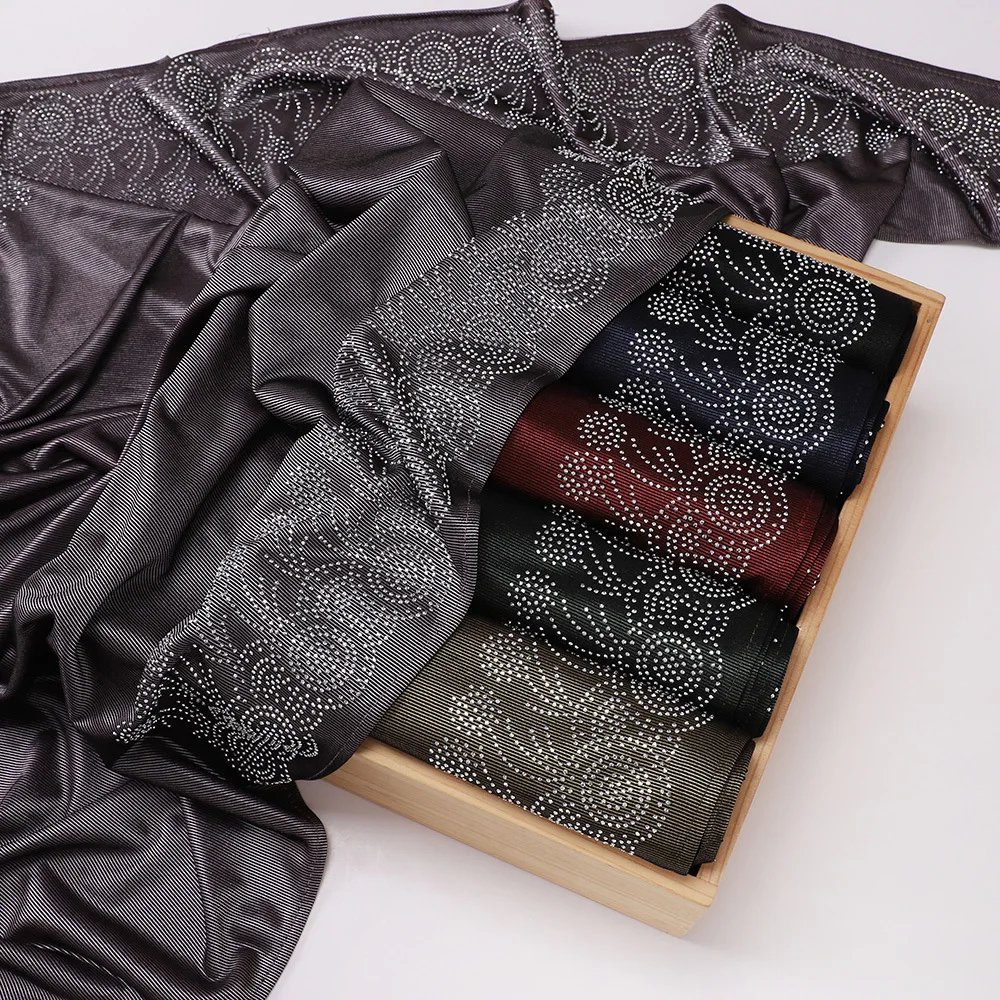Triangulaire en diamant élastique tricoté, longue écharpe ethnique en gaze, foulard africain du moyen-orient pour femmes musulmanes, Hijab, châle enveloppant