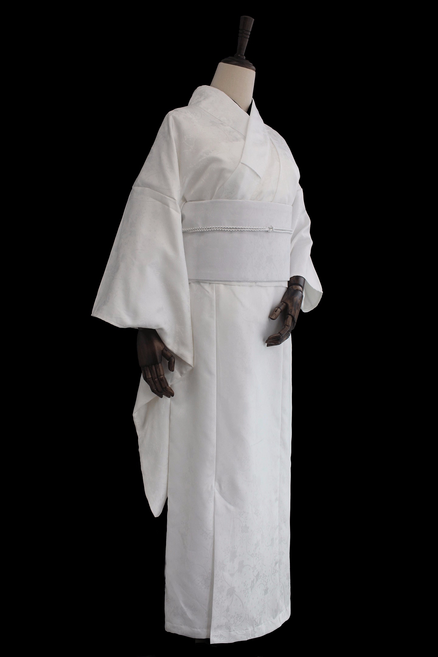 Kimono traditionnel japonais de couleur blanche pour femmes, imprimé foncé, Costume de Cosplay Yukata, robe de photographie