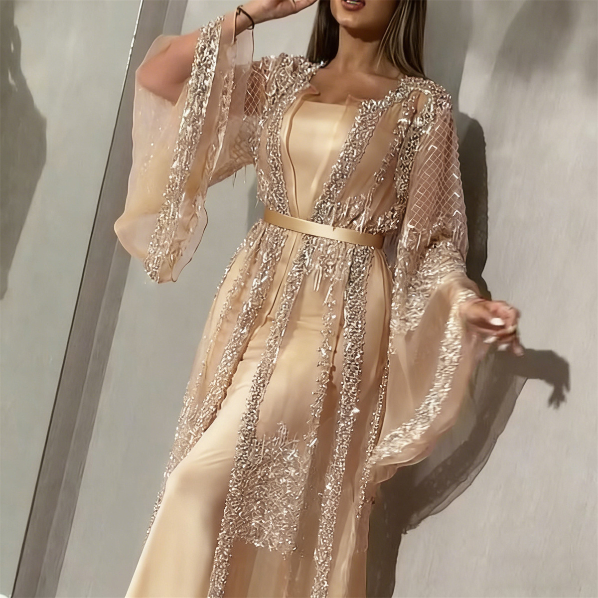 Abaya de luxe de Dubaï, ensemble deux pièces, robe longue en satin avec manches en tulle ornées de strass, ceinturée, pour invitée de mariage ou soirée, style kaftan
