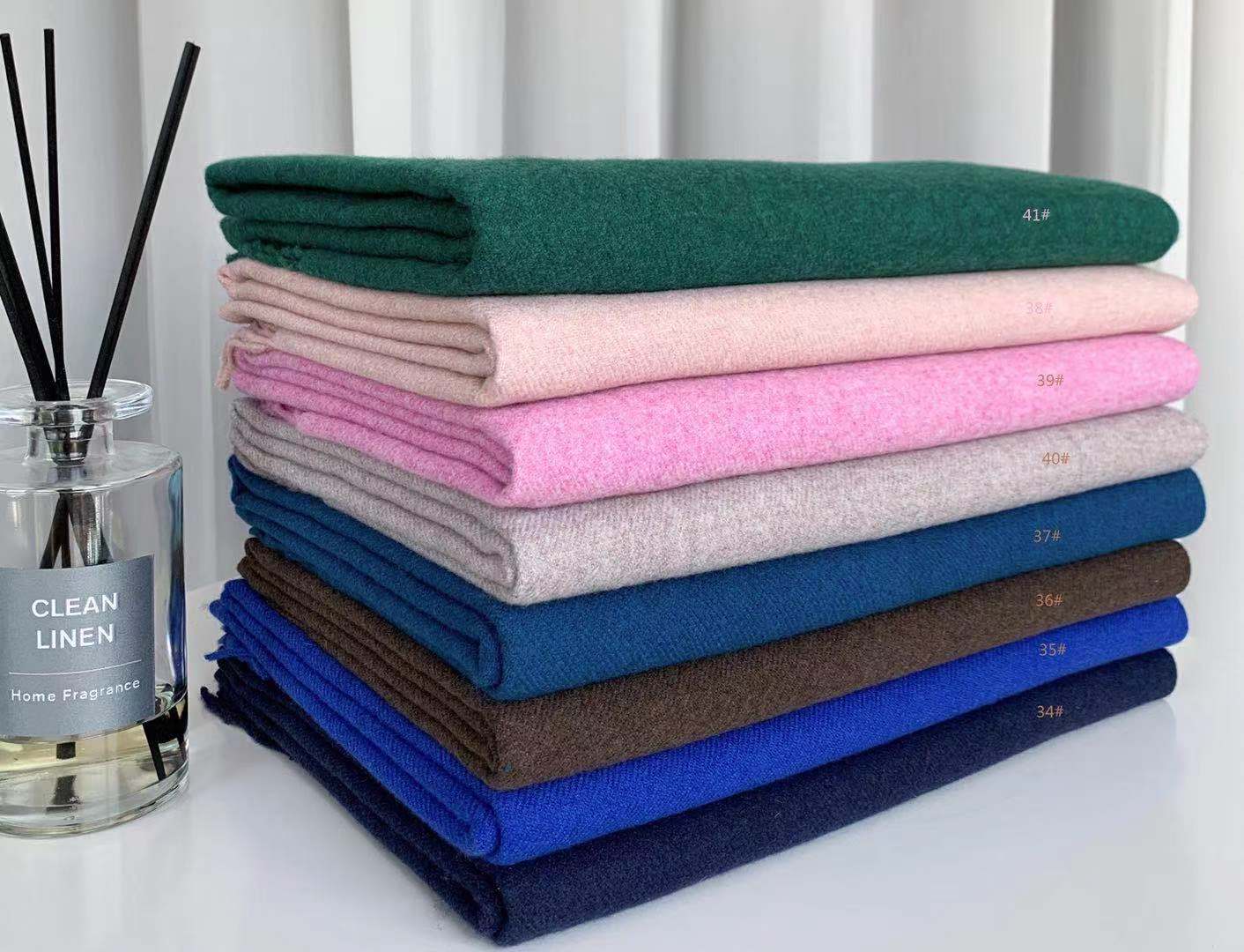 VISROVER Nouvelle Écharpe d'Hiver pour Femme en 41 Couleurs, Châles Féminins à la Mode, Toucher Cachemire, Écharpes d'Hiver de Couleur Unie, Hijab d'Hiver