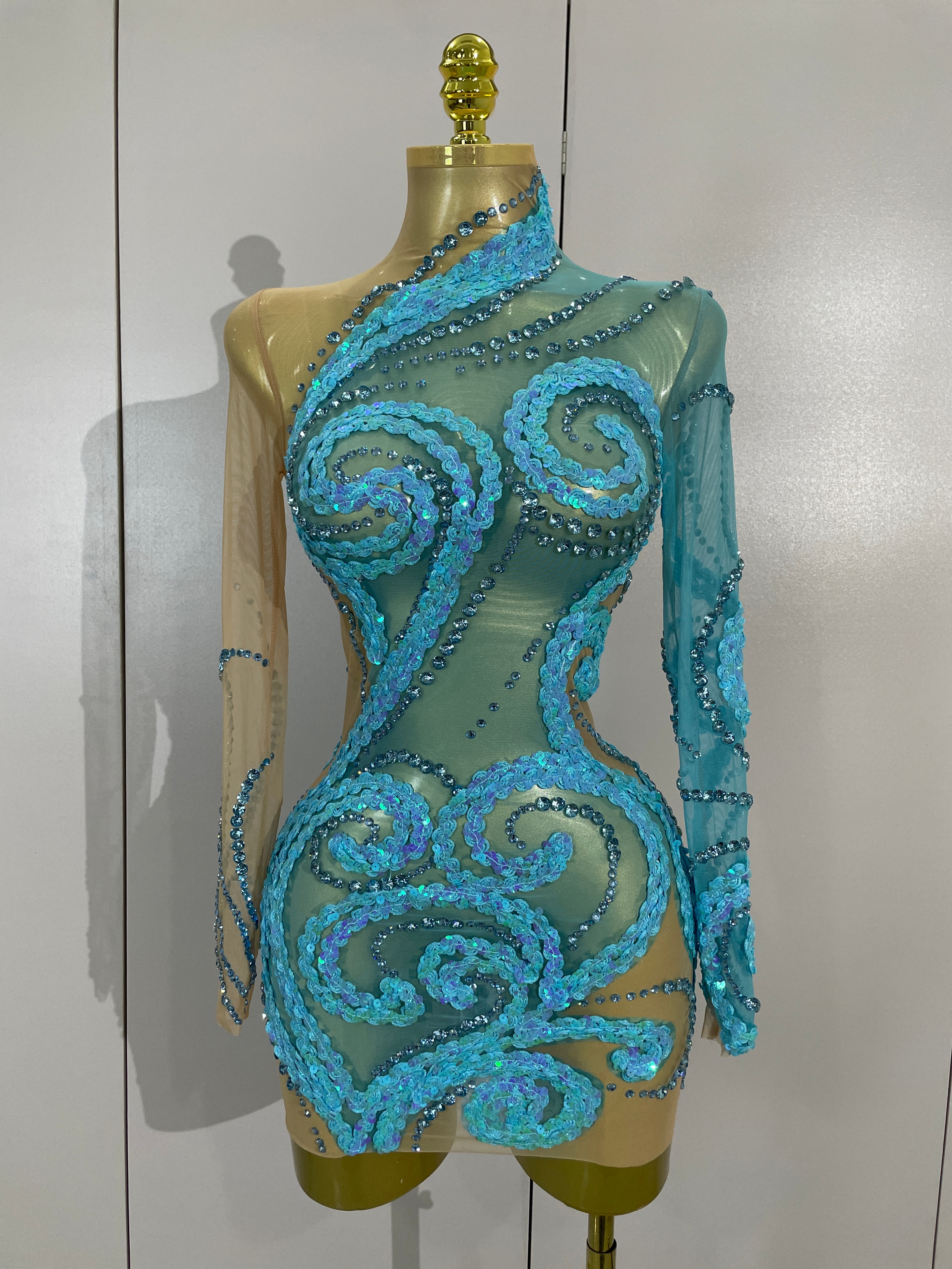 Robe de soirée pour femme, tenue de club, robe de fête d'anniversaire, vêtements pour séance photo, strass, paillettes, maille transparente, manches longues, mini-robe de scène