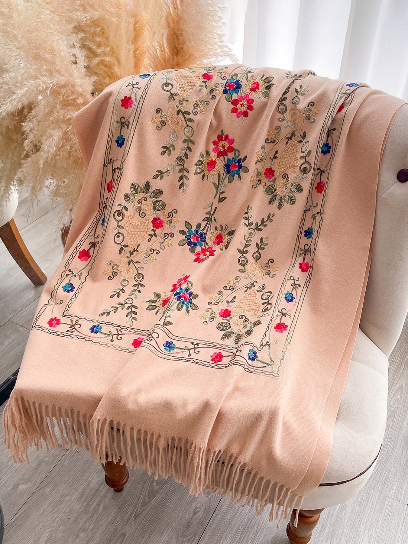 Mode écharpe hiver épais voyage châle enveloppement foulard femmes luxe broder fleur chaud foulard Poncho Pashmina Bufanda