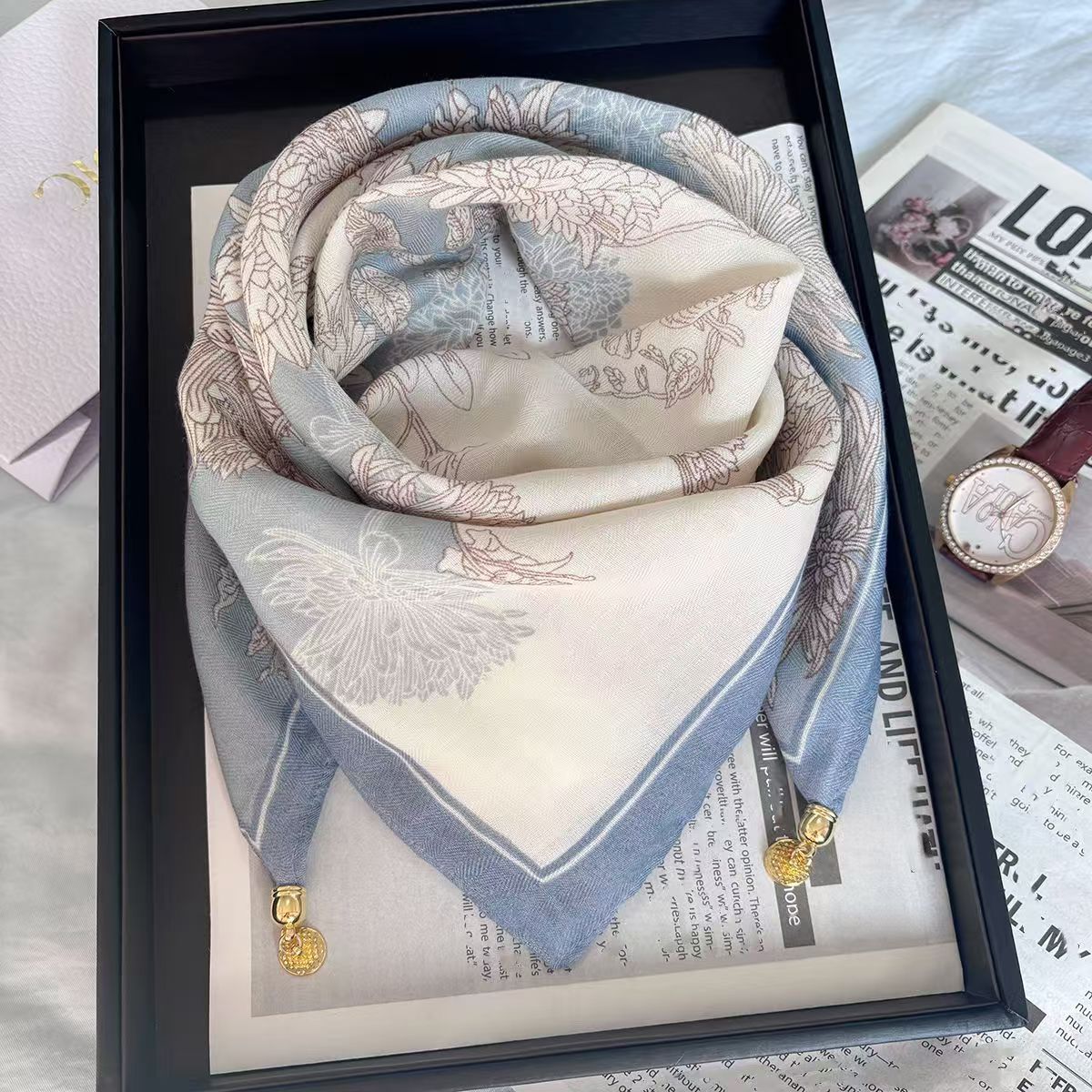 Foulard carré de luxe pour femmes, enveloppe à boucle magnétique, imprimé floral à carreaux, Triangle croisé, foulard en soie, doux et chaud, 65cm x 65cm