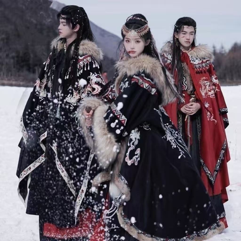 Robe tibétaine exotique pour couples, vêtements traditionnels chinois brodés Zang, tenues de scène Vintage, costumes de photographie de voyage de mariage