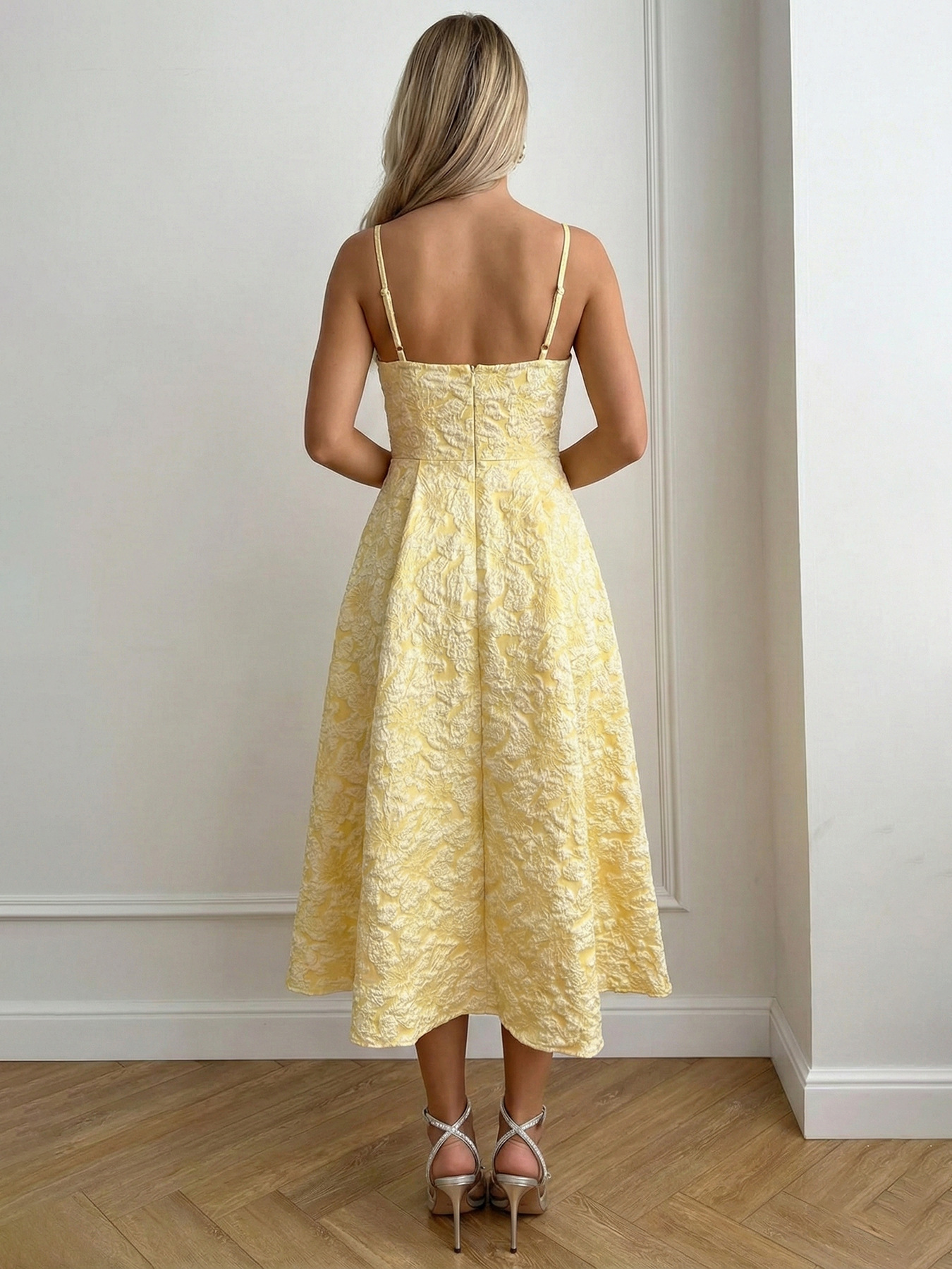 Robe d'été chic jaune en jacquard sans manches pour femme, élégante robe de soirée dos nu coupe trapèze, robe de soirée d'anniversaire féminine