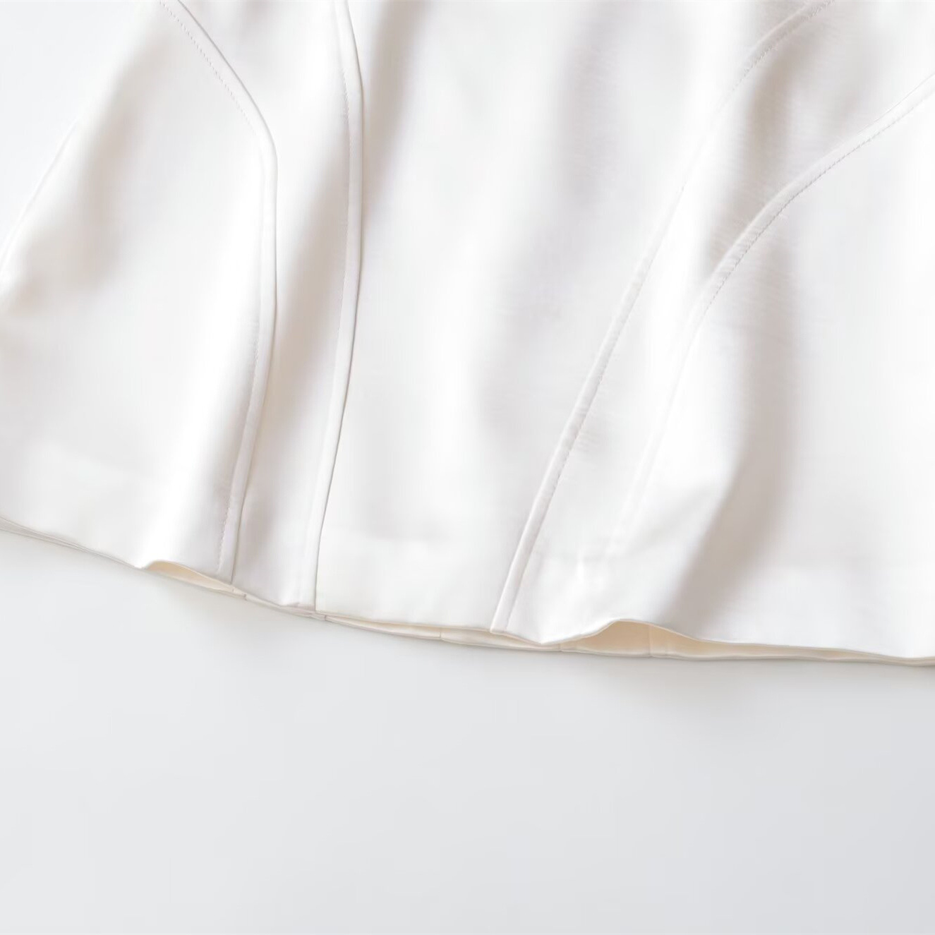 Jupe en satin blanc chic pour femme, moulante et sexy, idéale pour les soirées, coupe ajustée, élégante pour le bureau, style crayon, Faldas 2026