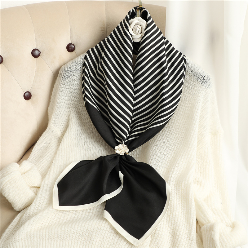 Foulard en Soie 90x90cm de Marque de Luxe, Imprimé Rayures Sergé, Grandes Écharpes, Hijab, Châle de Protection Solaire, Bandana, Foulard, Écharpe, Cache-cou pour Femme