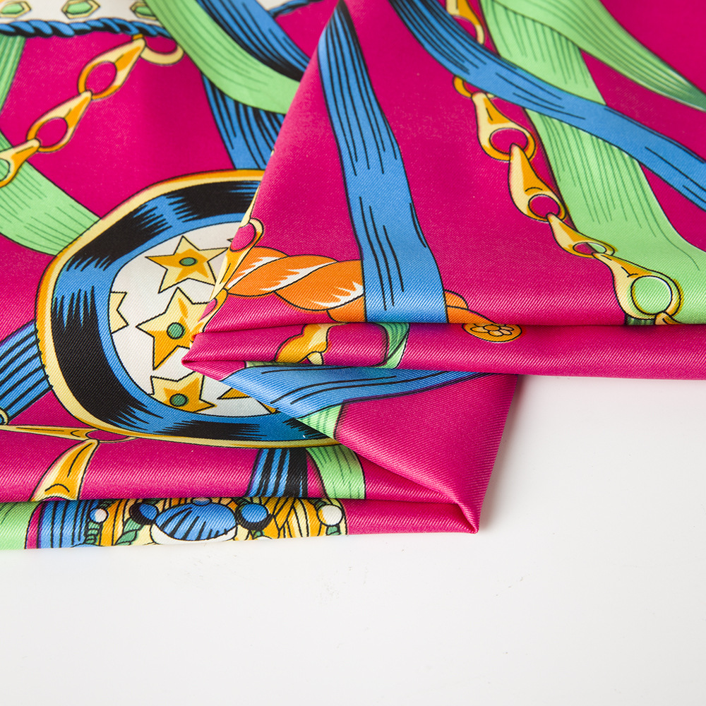 130*130 cm 100% sergé foulard en soie femmes luxe chaîne impression plage châle carré Bandana foulard Femme Fourlard Echarpes étoles