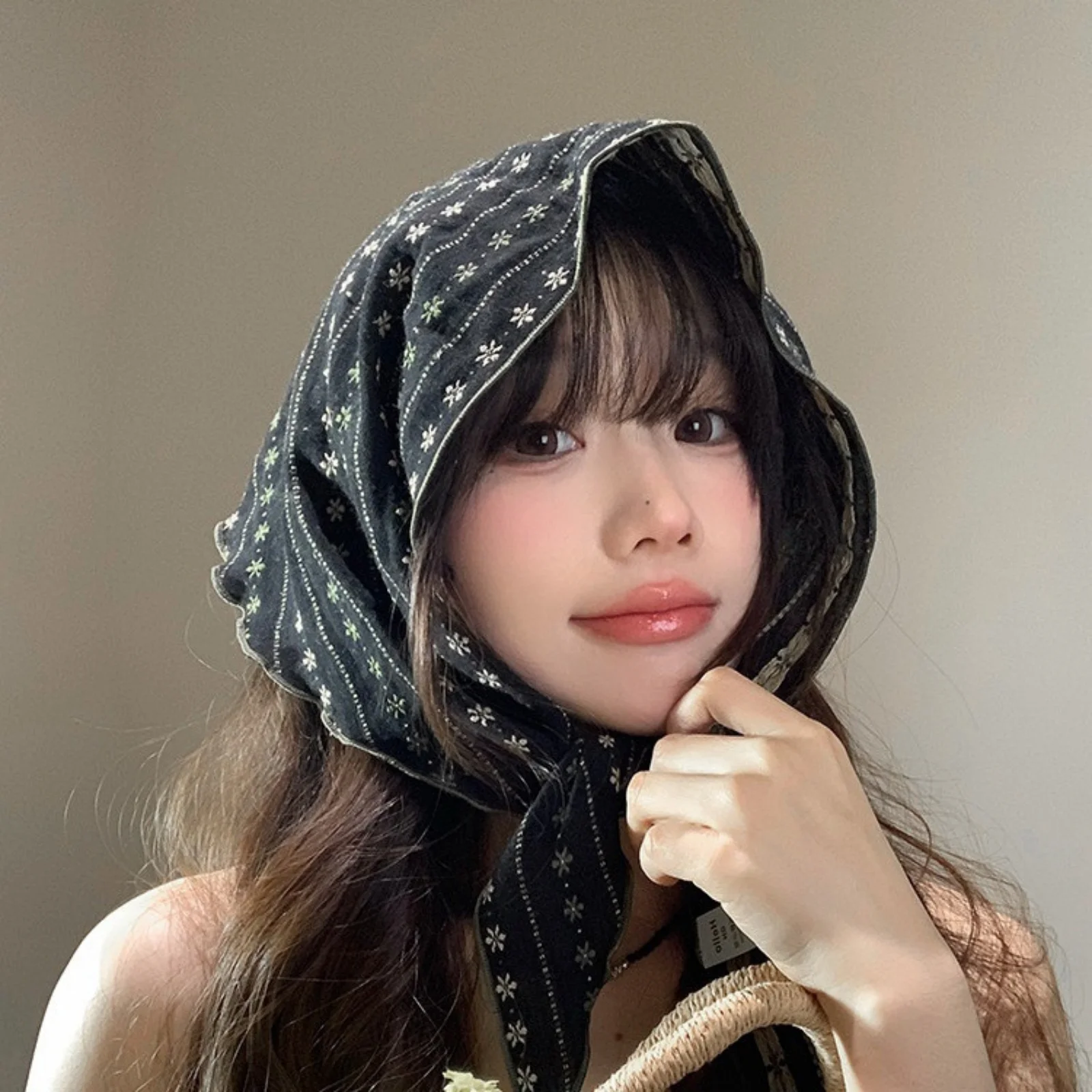 1PCÉcharpe triangulaire florale vintage, bandana fin et doux, bandeau bohème pour femme, accessoires de coiffure tendance pour le quotidien printemps-été