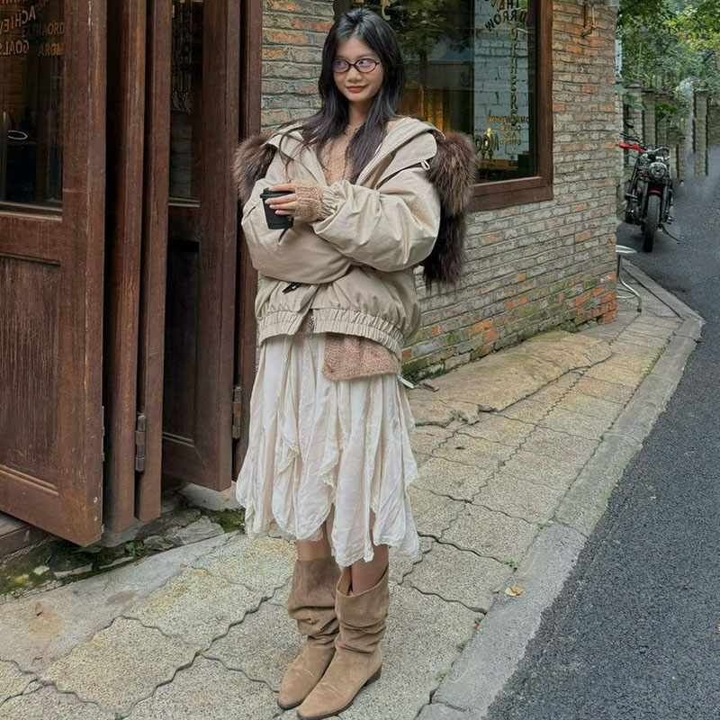 Hiver 2026 Nouvelle Veste Chaude en Coton Matelassé pour Femmes, Chic, à Capuche en Corne, Grand Col en Fourrure, Manteau Parka, Doudoune, Vêtement d'Extérieur Rembourré en Coton