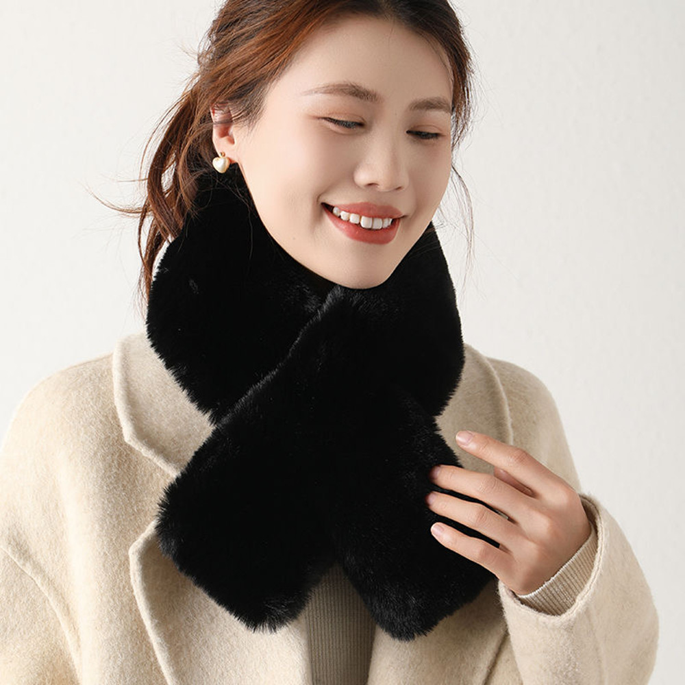 Nouvelles foulards féminins hiver femmes bretelles croisées châle doux fausse fourrure de lapin cou plus chaud hiver résistant au froid doux polyvalent écharpe