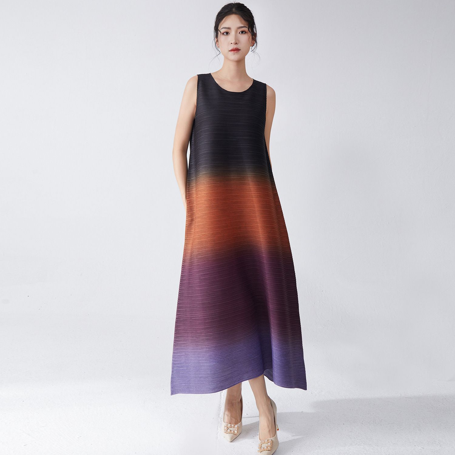Robe haut de gamme pour femmes, nouveaux modèles, changement progressif, sans manches, ample, longue, tendance, 2025
