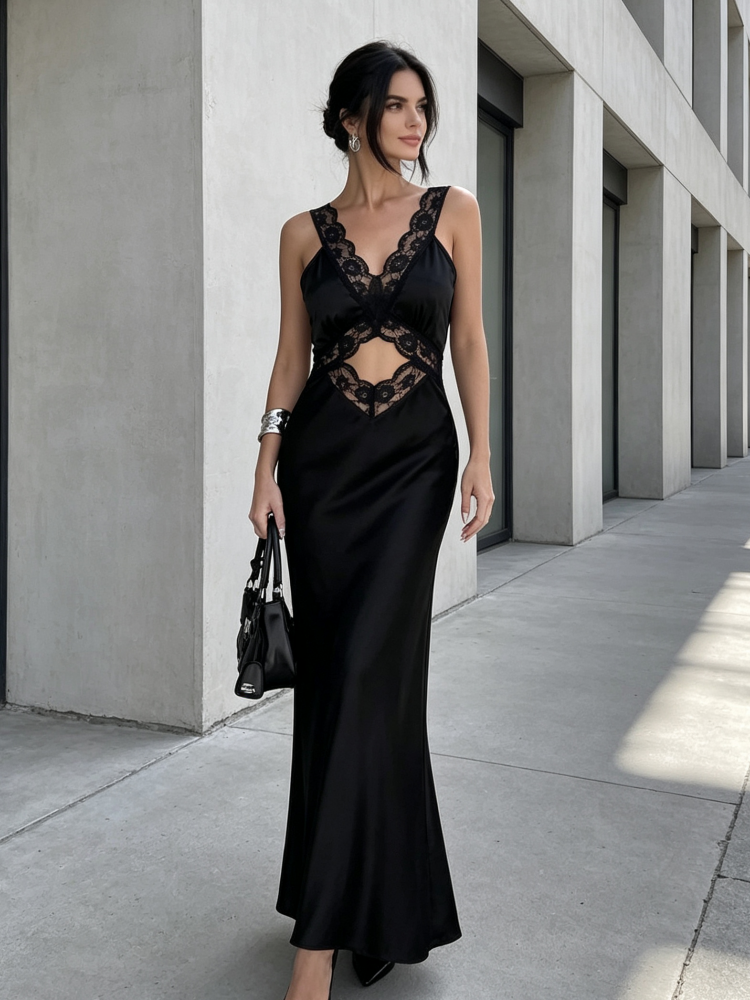 Robe longue en satin pour femmes, avec découpes en dentelle, col en V, sans manches, dos nu, moulante, noire, élégante, pour soirées et fêtes.