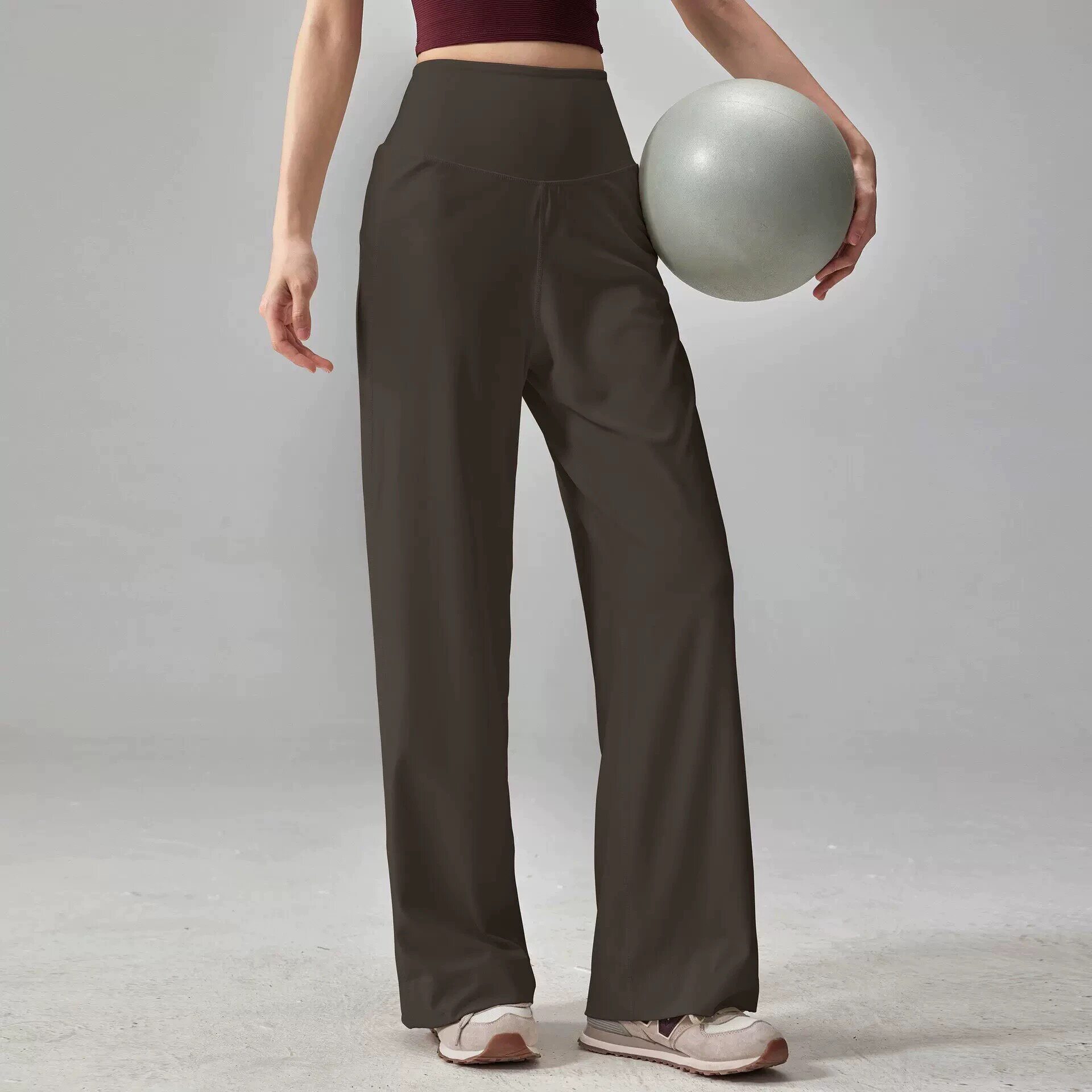 Pantalon large sportif taille haute pour femme, respirant et décontracté, idéal pour les activités de plein air