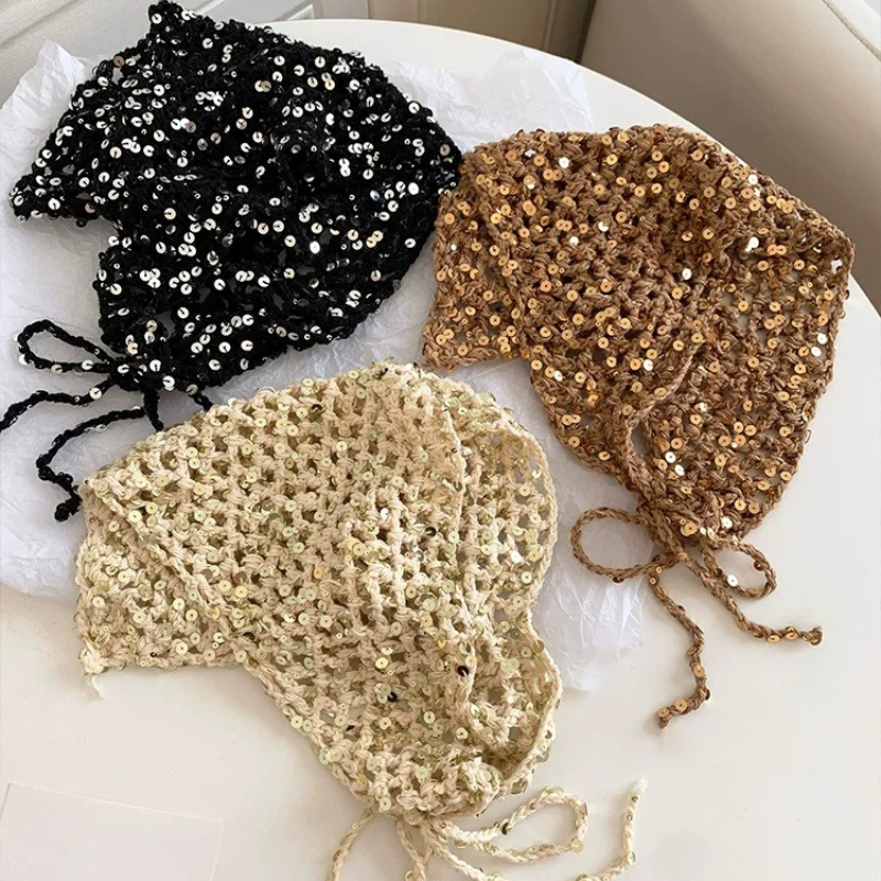 Foulard triangulaire ajouré en tricot à paillettes brillantes, style bandana, foulard de cou tendance, châle ajouré léger, bandeau quotidien, ceintures