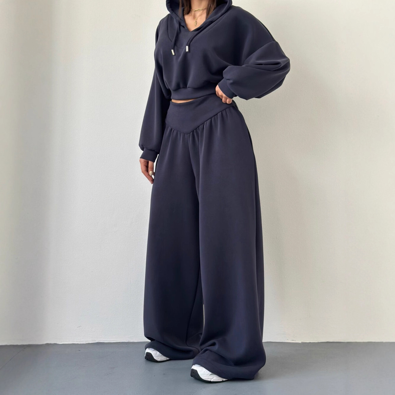 Ensemble de pantalons décontractés confortables pour femmes, style sportif, sweat-shirt court à capuche, pantalon taille haute, ensemble deux pièces, streetwear féminin