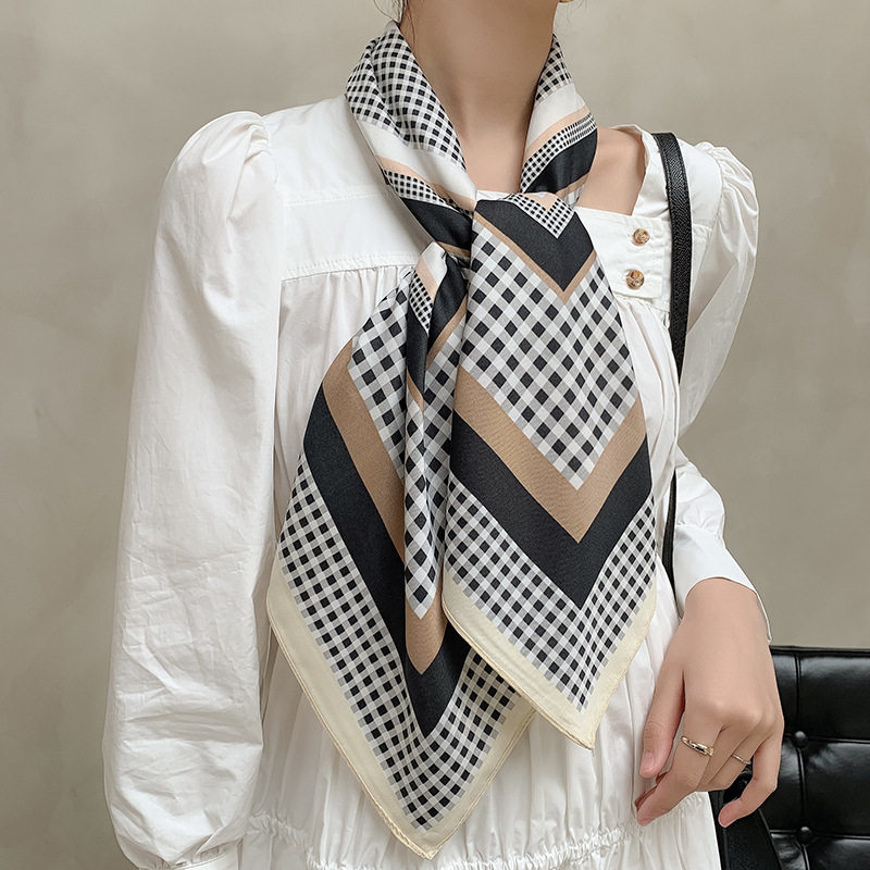 Nouvelle écharpe de luxe en soie sergée fine de 90 cm pour l'été, grand châle carré, foulard pour femme, imprimé Népal, voile pour femme