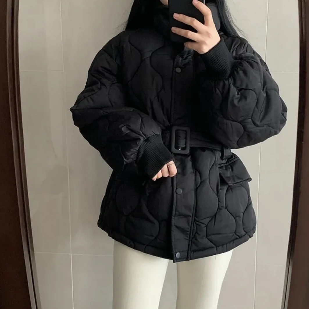 Femmes hiver chaud épais coton manteau 2025 nouvelles femmes avec ceinture col montant coton rembourré veste coréenne lâche femmes Parka vêtements d'extérieur