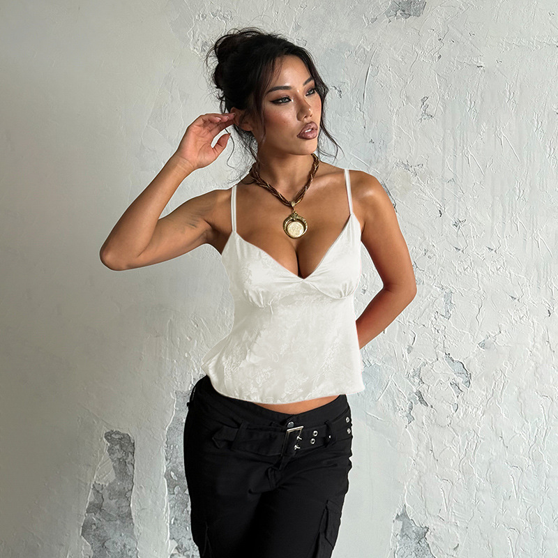 Camisole en satin pour femme, décolleté plongeant, sexy, style crop top, streetwear tendance, débardeur ample et décontracté d'été, haut dos nu à fines bretelles