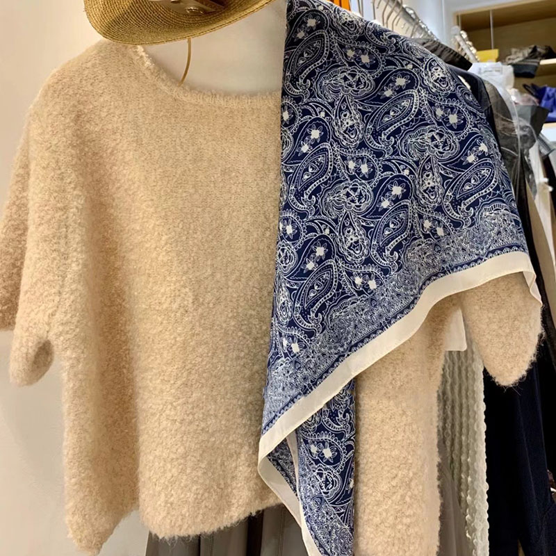 Écharpe carrée à imprimé fleur de cajou pour femme, châle bleu marine, foulard de la présidence, ruban de sac, hijab, bandana, écharpes de cou pour femme, cadeau, 70cm