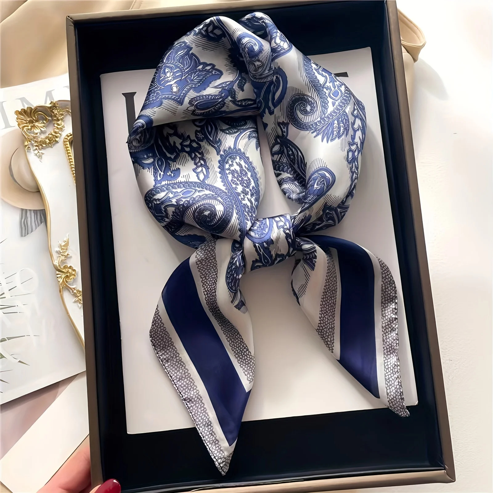 Nouveau Foulard Carré Fin en Satin Doux Effet Soie à Motif Paisley, Style Mature, Protection Solaire, pour Femme, Décoration