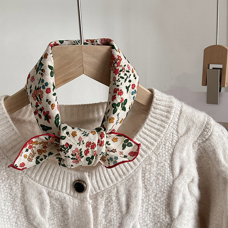 Écharpe en soie à imprimé floral printemps-été, petit foulard carré bohème pour femme, écharpe polyvalente pour le cou, bandeau, châle, accessoire polyvalent