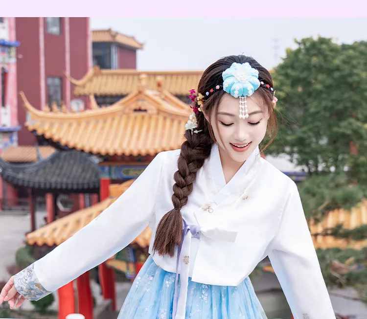 Ensemble de robe traditionnelle coréenne Hanbok pour femmes, chemisier blanc, jupe bleue scintillante, costume national coréen pour la photographie de voyage