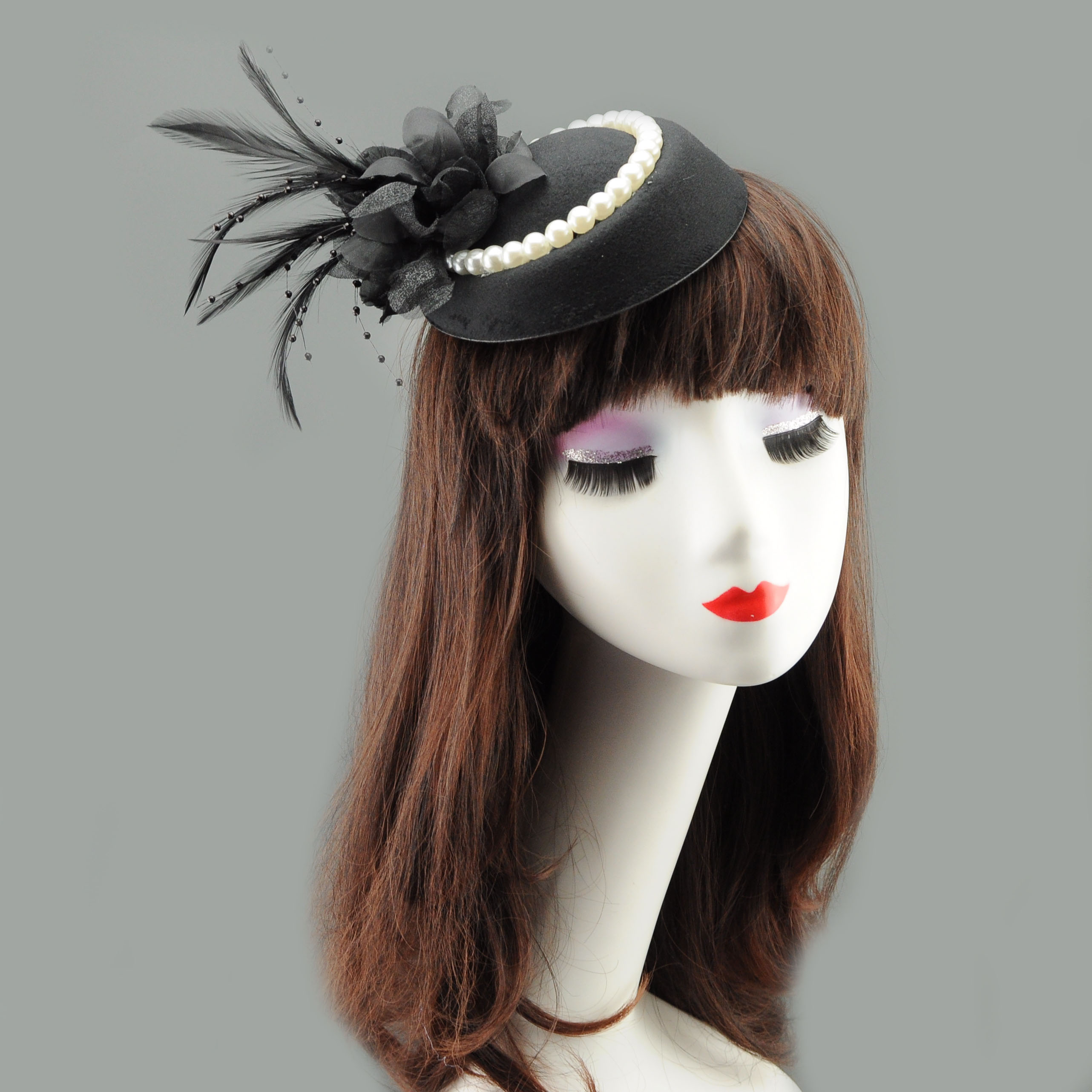 Chapeau Fascinator en Tulle Français avec Fleurs et Perles, Coiffe en Plumes et Résille, Accessoire Cheveux Style Audrey Hepburn pour Mariage Nuptial, T