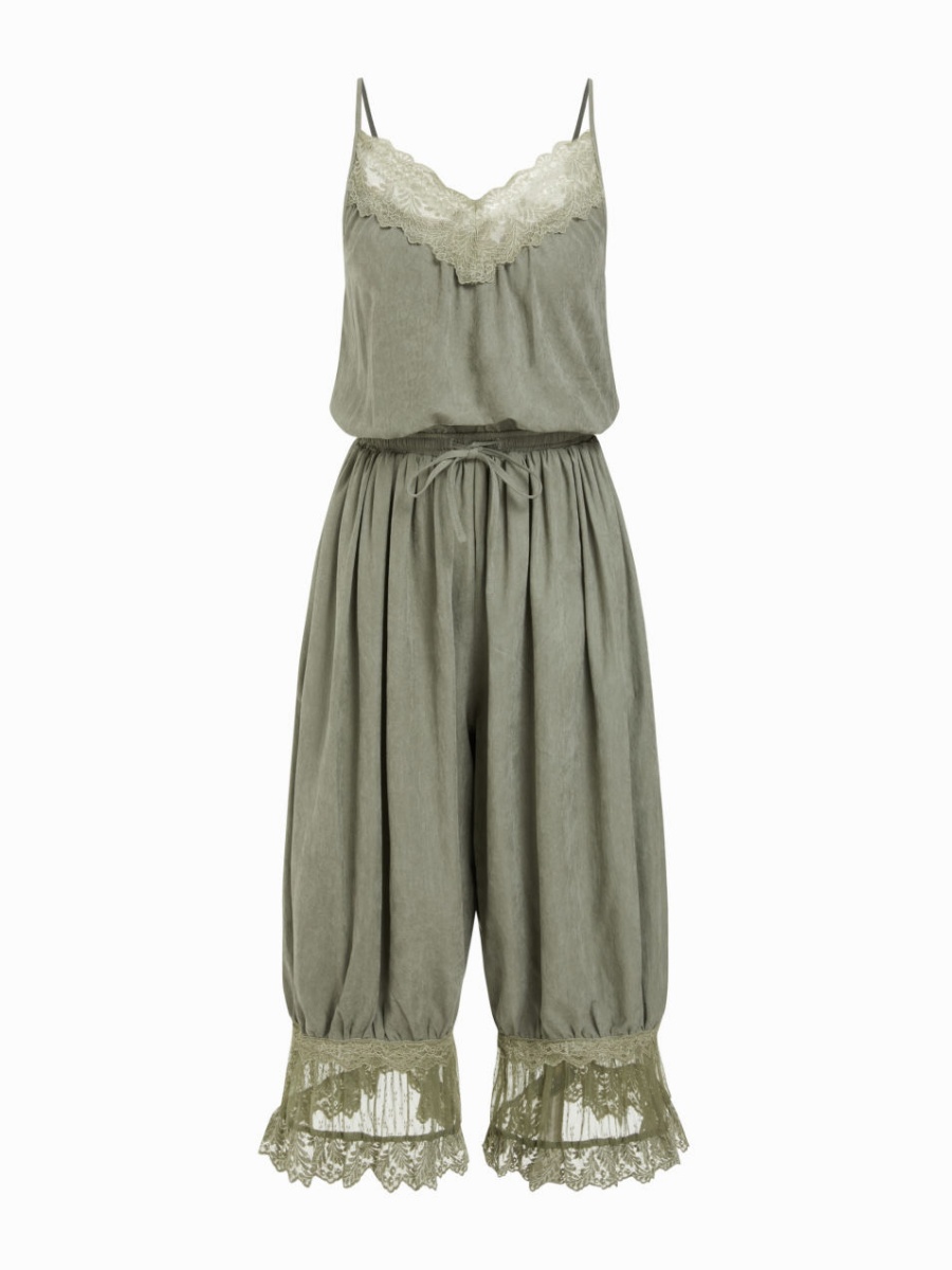 Combinaison d'été bohème pour femme avec dentelle, bretelles spaghetti, coupe large et ourlet à volants ﻿ Tenues