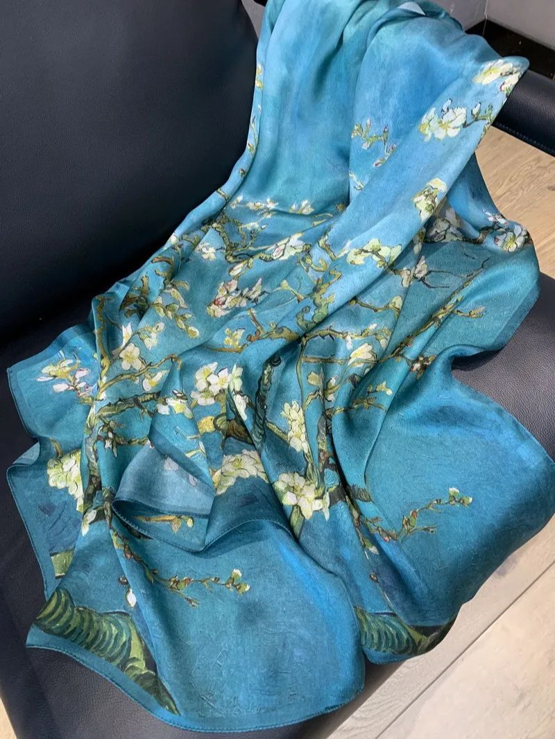 Foulard en soie naturelle 100% pour femmes, châle imprimé numérique, peinture à l'huile Van Gogh, Bandana, arbre abricot, printemps